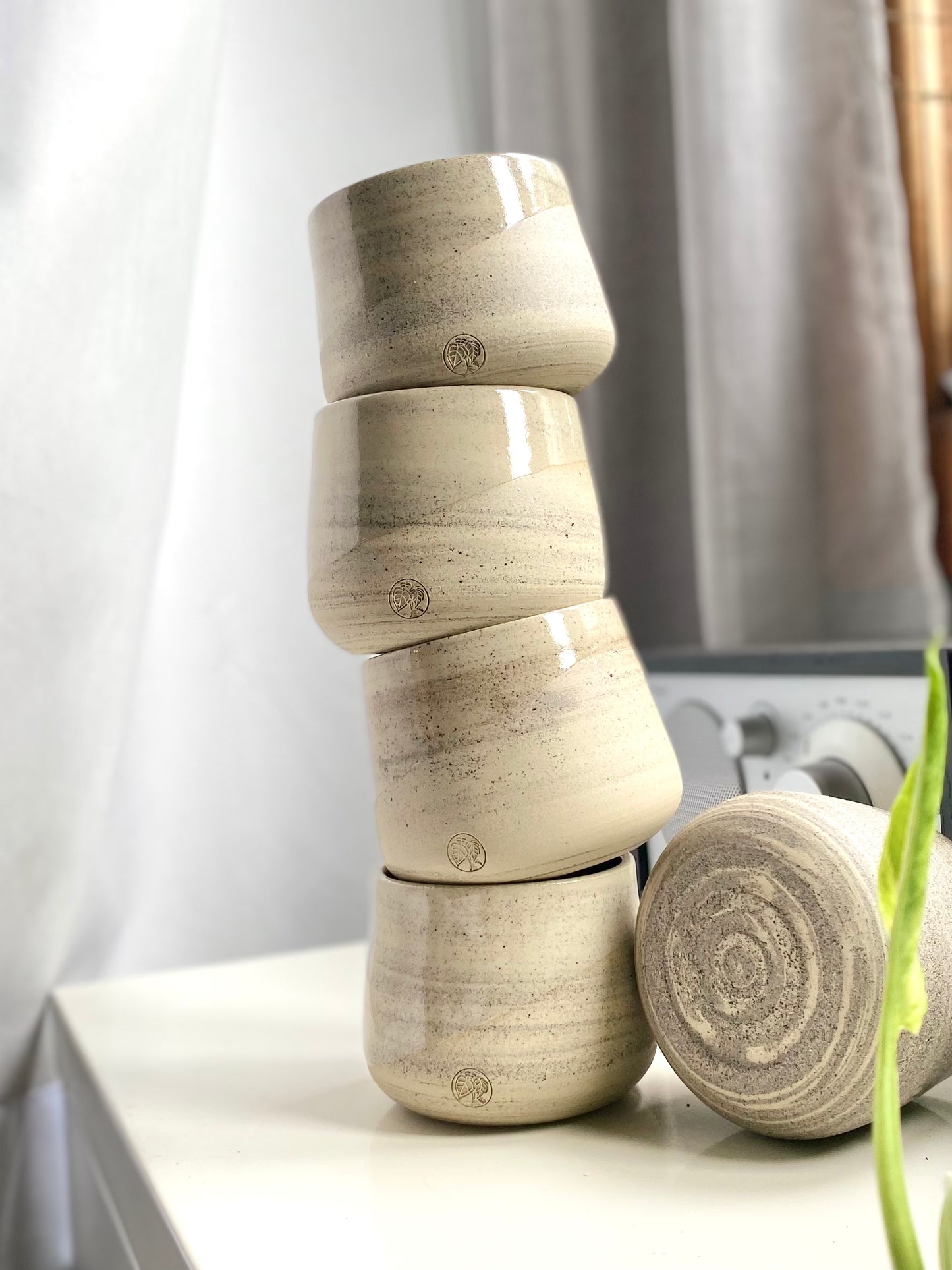 Swirly cups